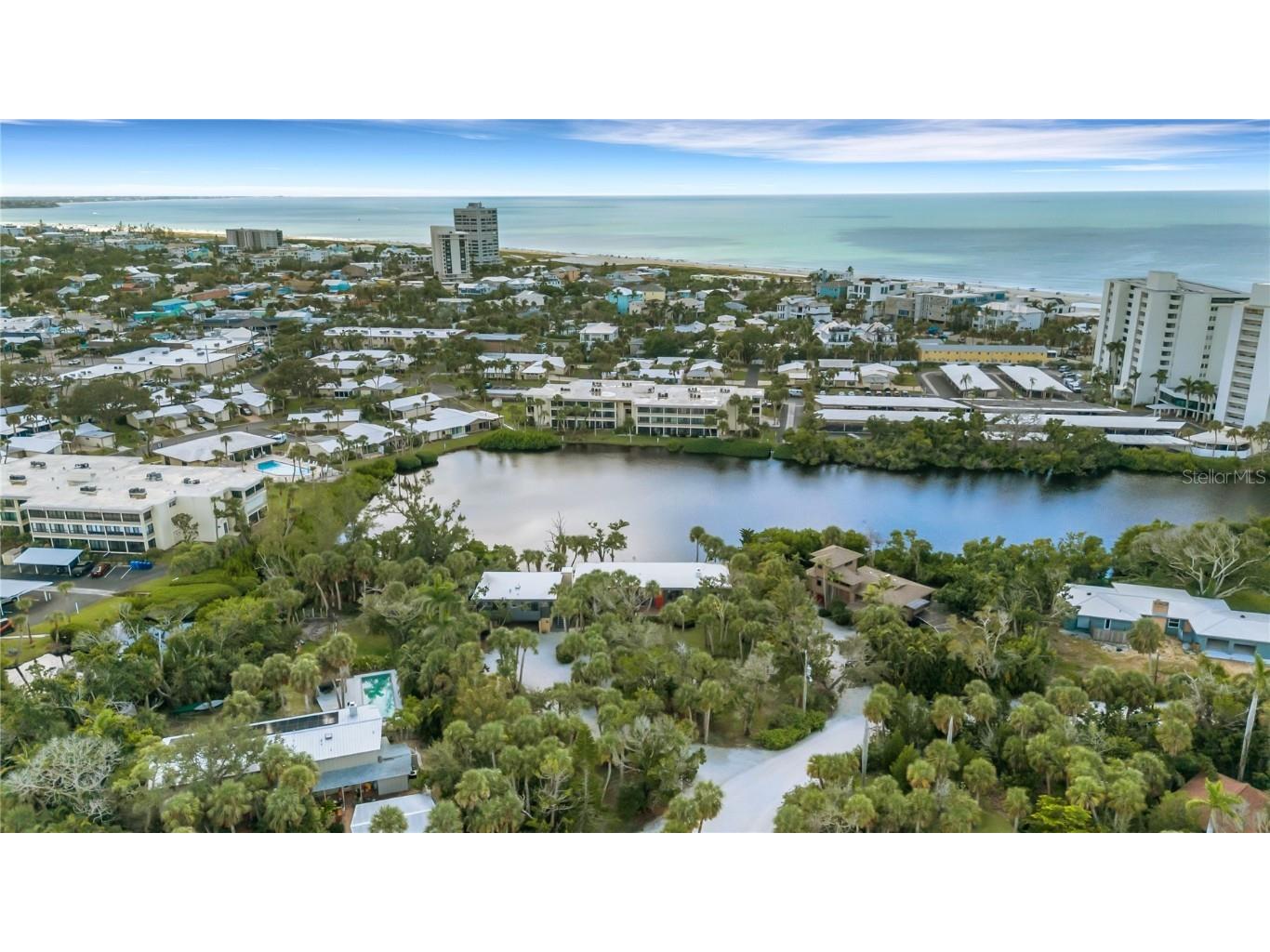 62 Sandy Hook Road S Sarasota FL 34242 A4672139 image12