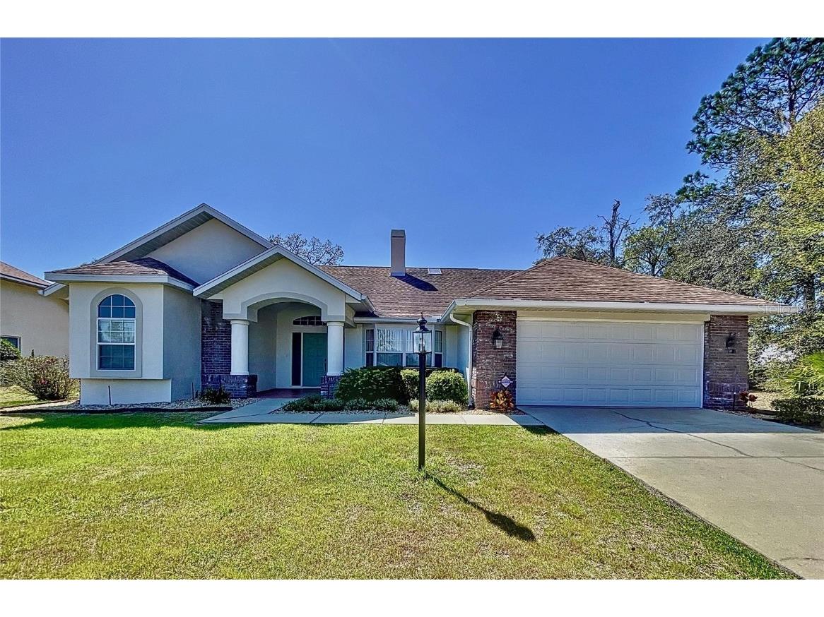 62 W Hanging Moss Court Beverly Hills FL 34465 MLS: U8231935