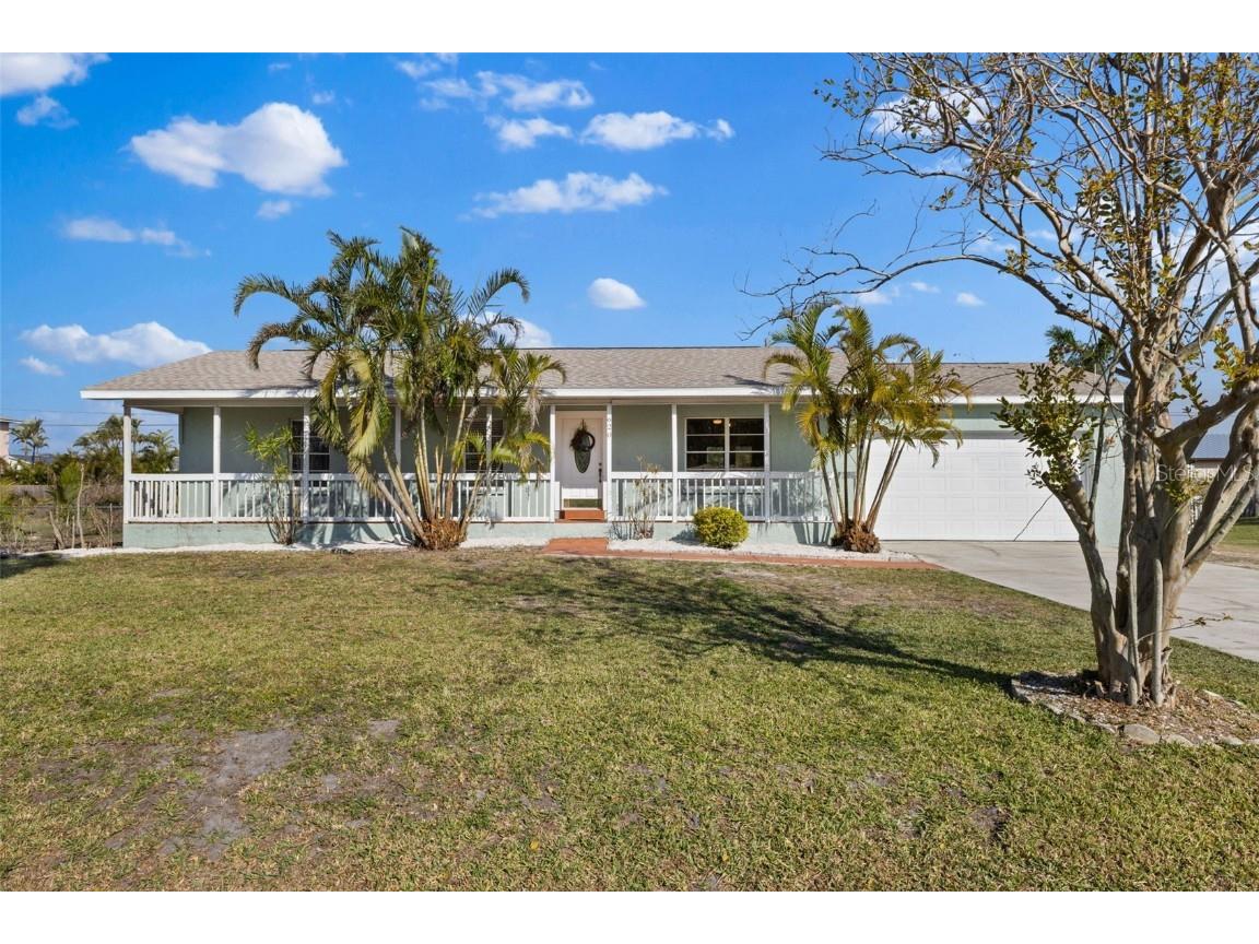 620 48th Street W Palmetto FL 34221 A4633617 image1