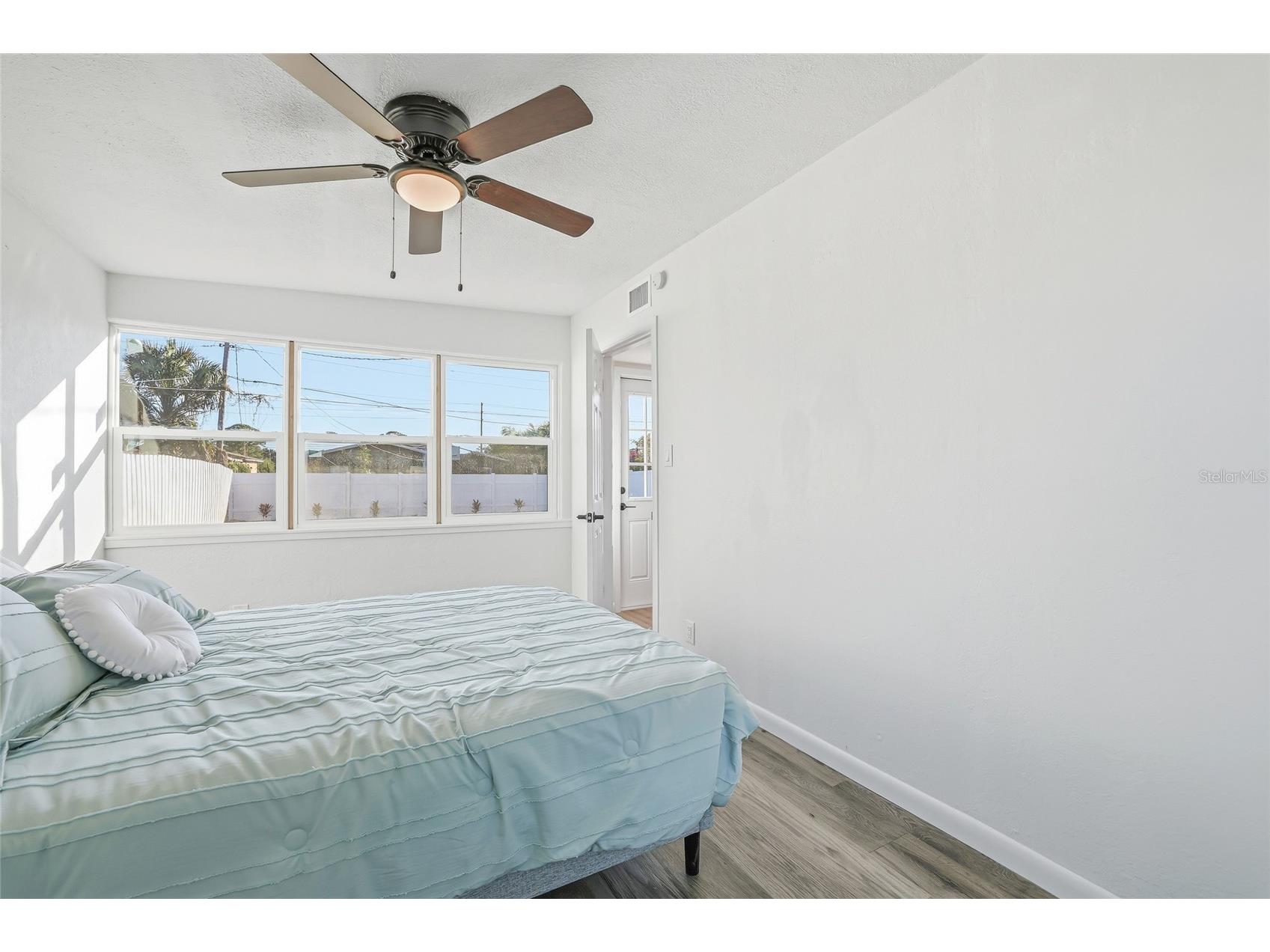 620 53rd Avenue S Saint Petersburg FL 33705 TB8468837 image16