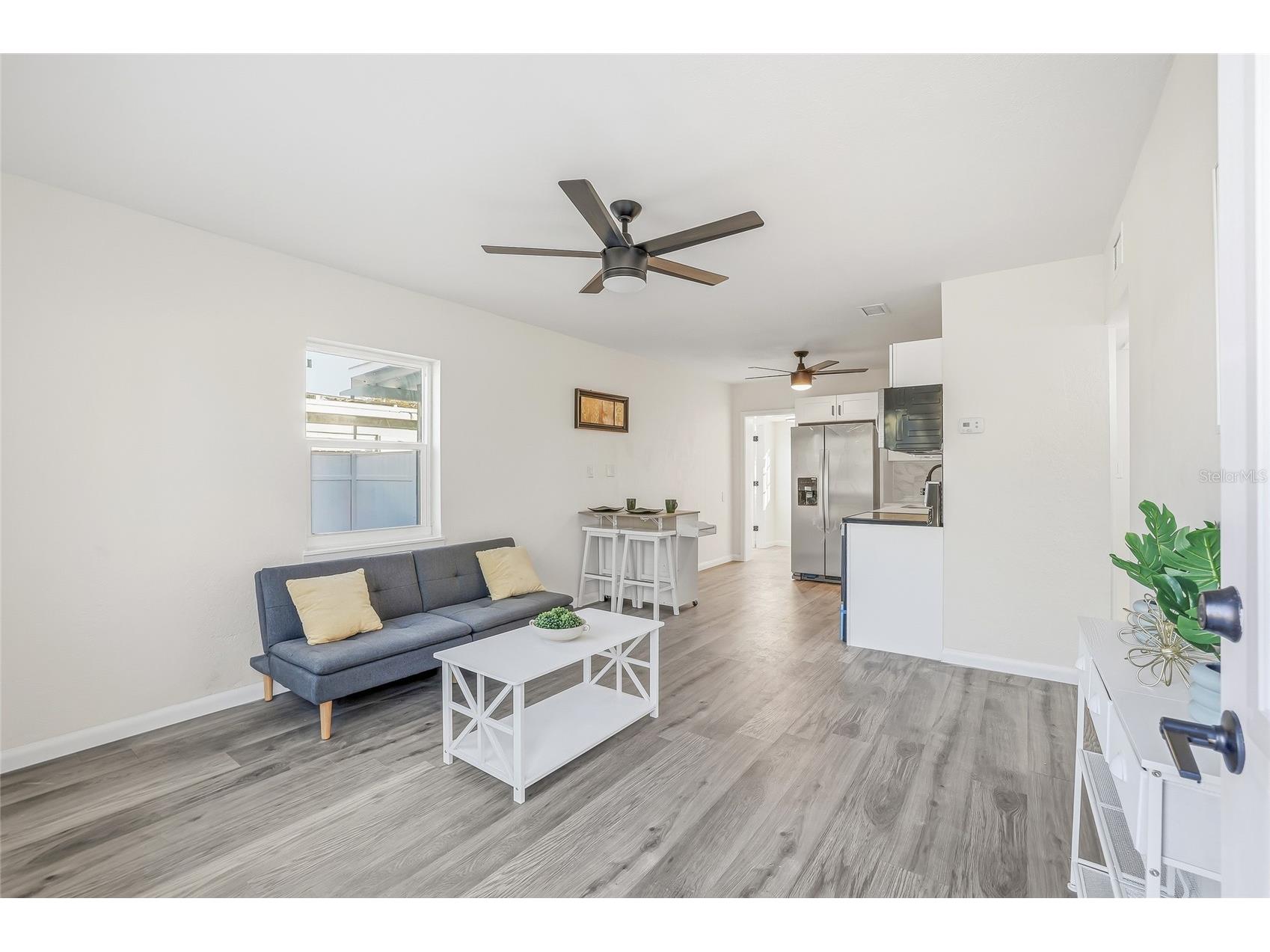 620 53rd Avenue S Saint Petersburg FL 33705 TB8468837 image2