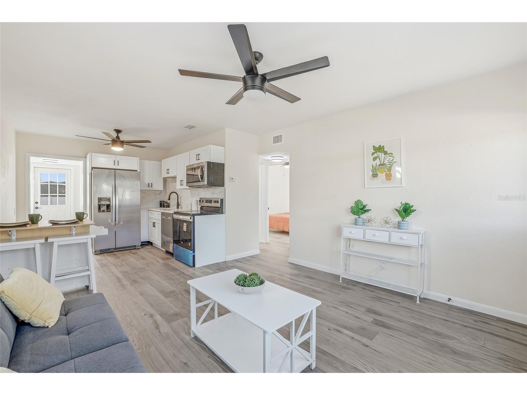 620 53rd Avenue S Saint Petersburg FL 33705 TB8468837 image3