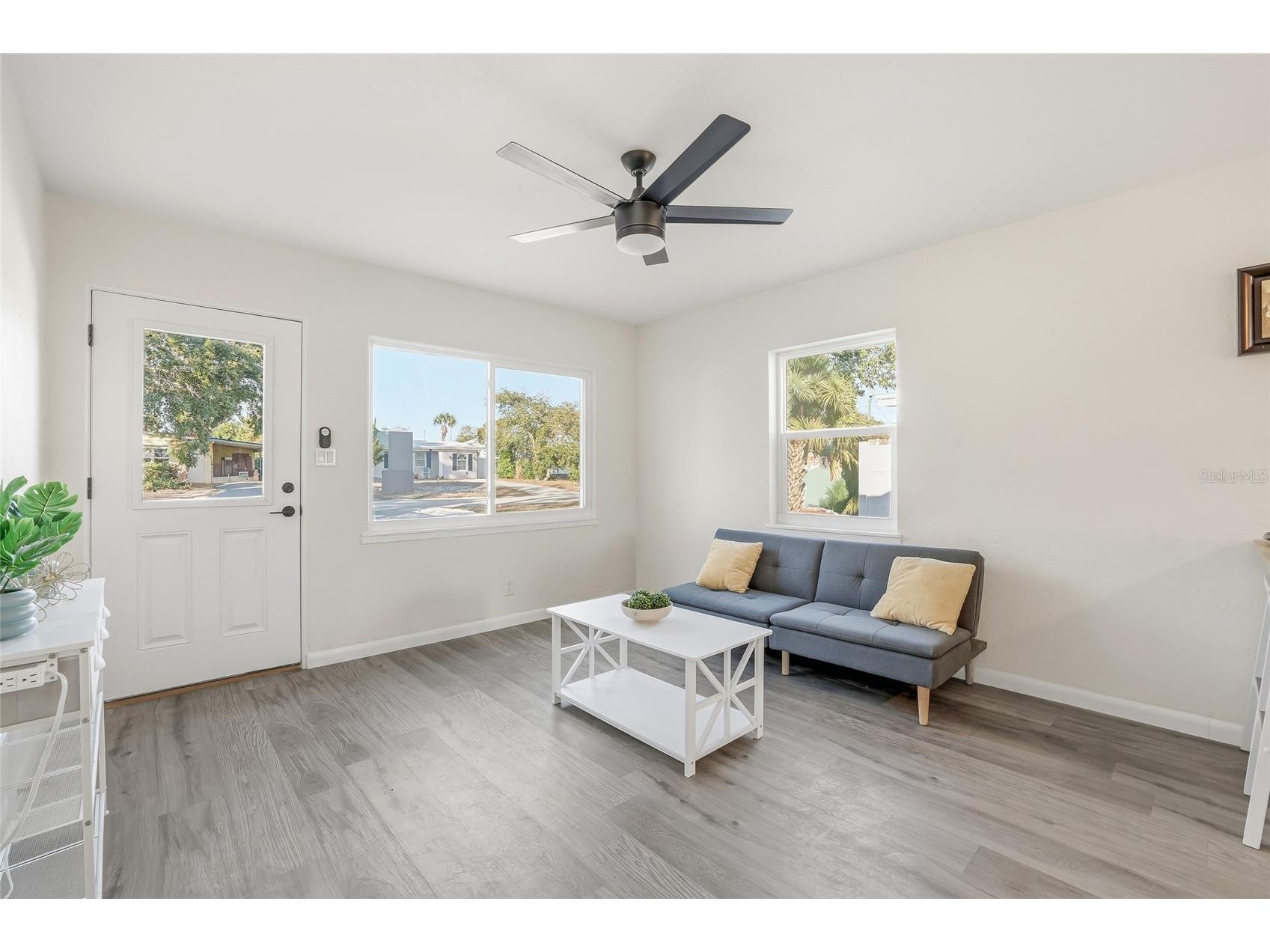 620 53rd Avenue S Saint Petersburg FL 33705 TB8468837 image4