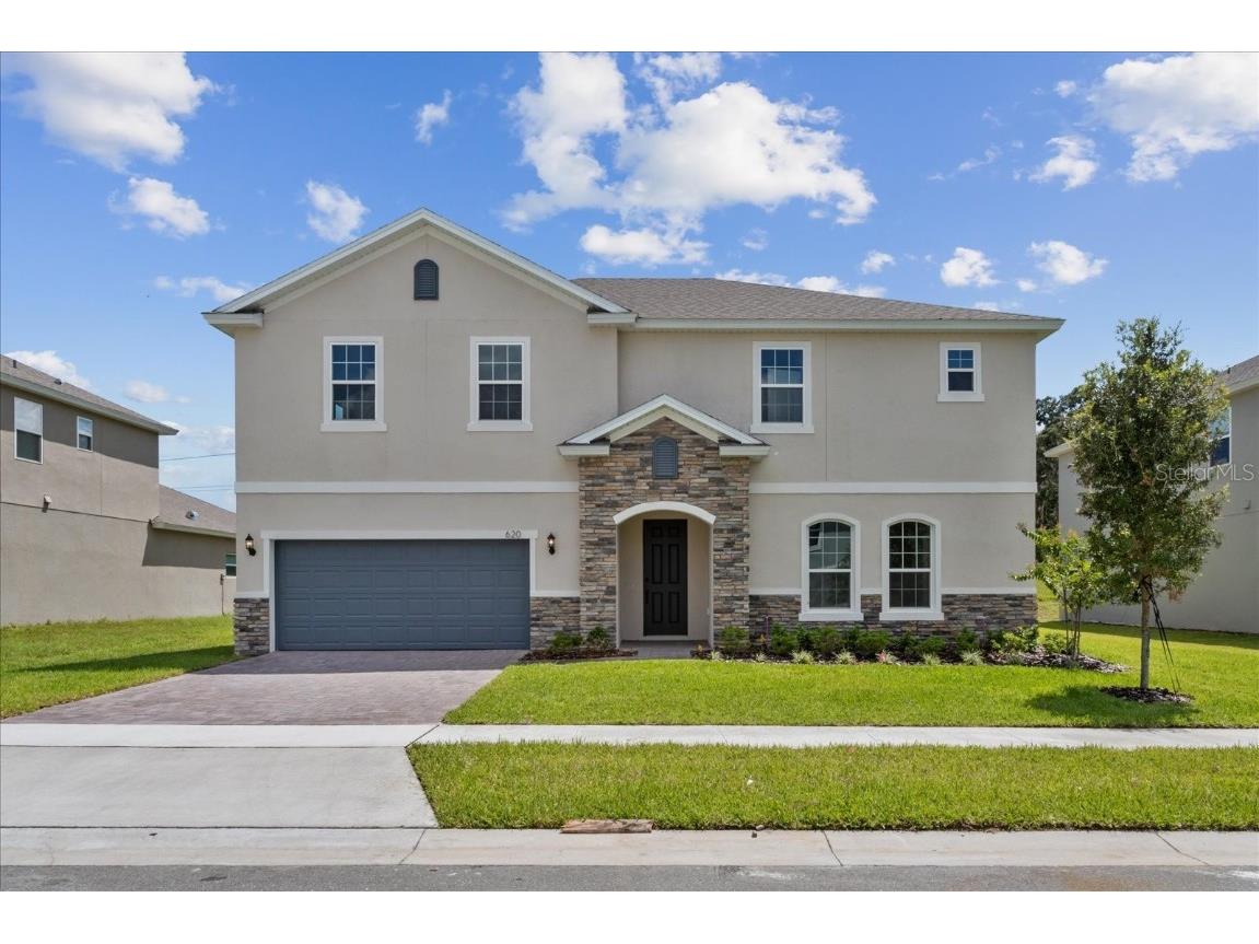 620 Avila Place Howey In The Hills FL 34737 G5054886 image1