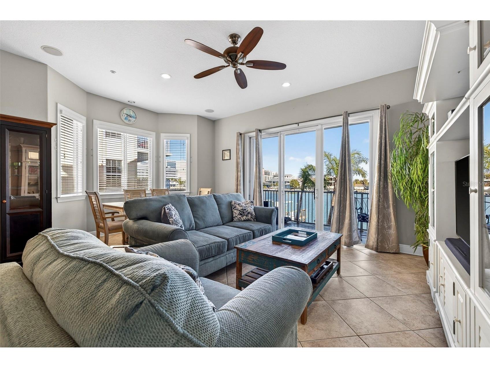 620 Bayway Boulevard Clearwater Beach FL 33767 - INTRACOASTAL WATERWAY TB8473038 image4