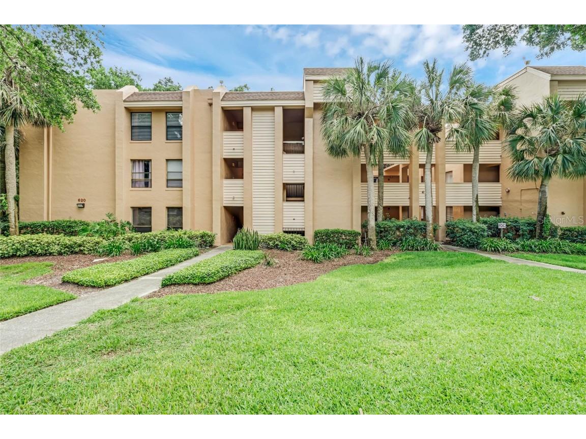 620 Cranes Way #203 Altamonte Springs FL 32701 V4935869 image1