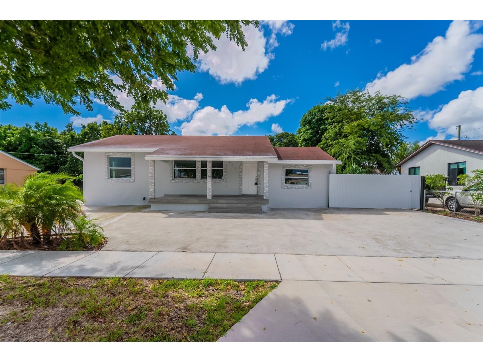 620 E 8th Street Hialeah FL 33010 O6351341 image1