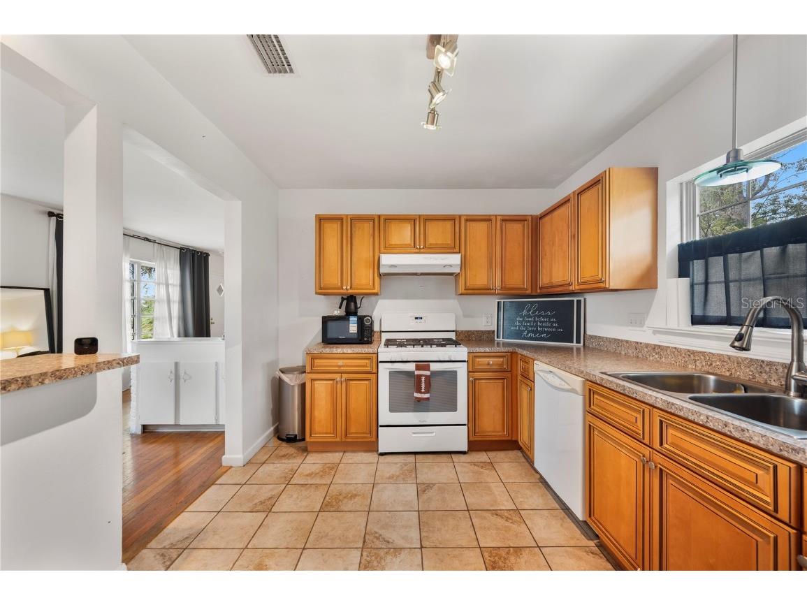 620 E Park Street Lakeland FL 33803 L4956669 image9