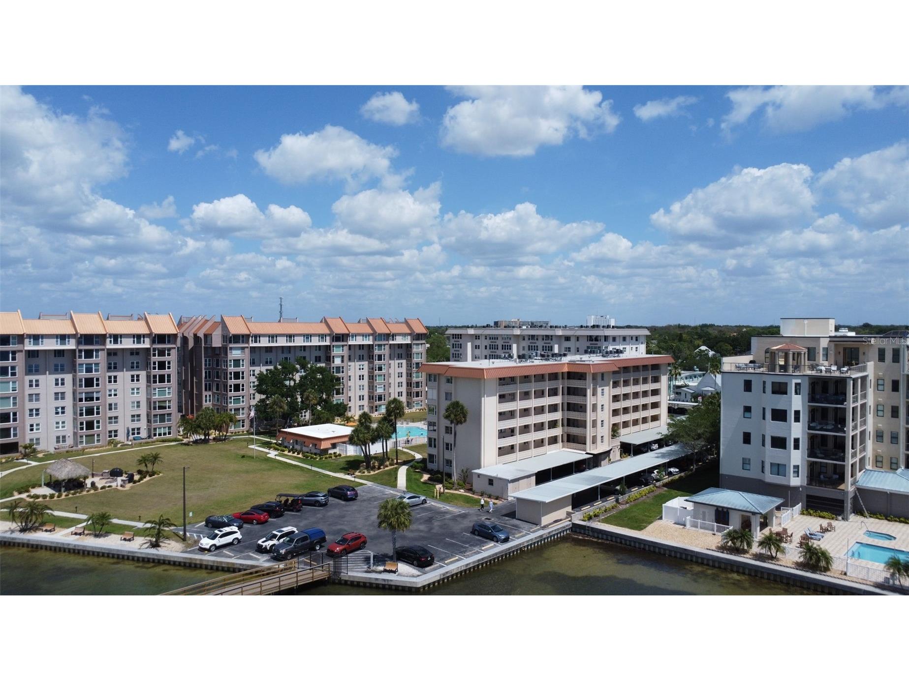 620 Edgewater Drive #102 Dunedin FL 34698 TB8492715 image2