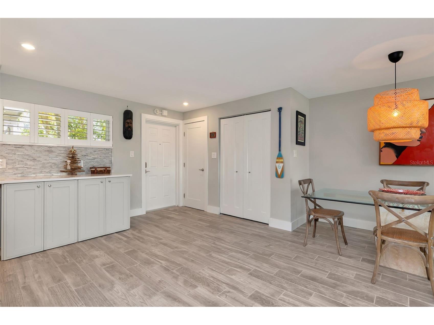 620 Edgewater Drive #102 Dunedin FL 34698 TB8492715 image5