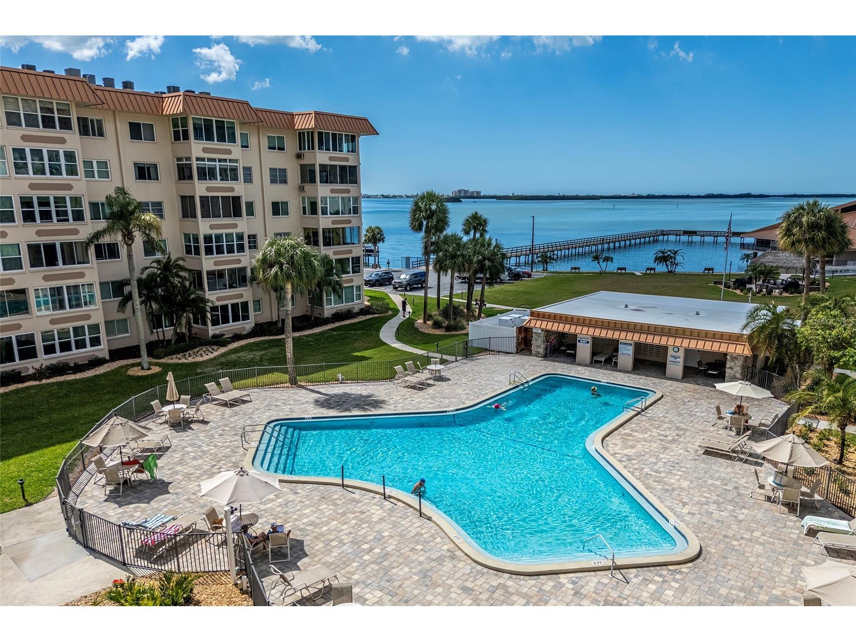 620 Edgewater Drives #103 Dunedin FL 34698 TB8484238 image19
