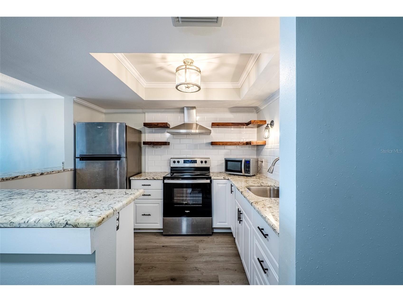 620 Edgewater Drives #103 Dunedin FL 34698 TB8484238 image5