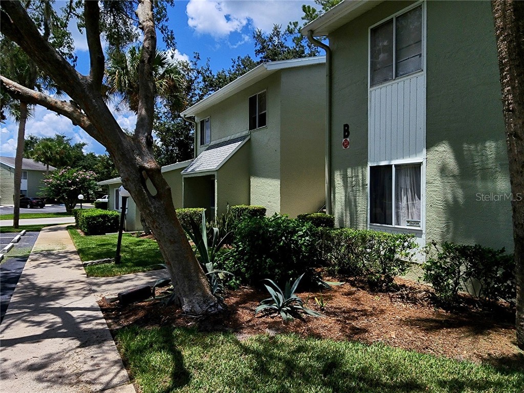 620 Fairways Circle #B Ocala FL 34472 OM669193 image1