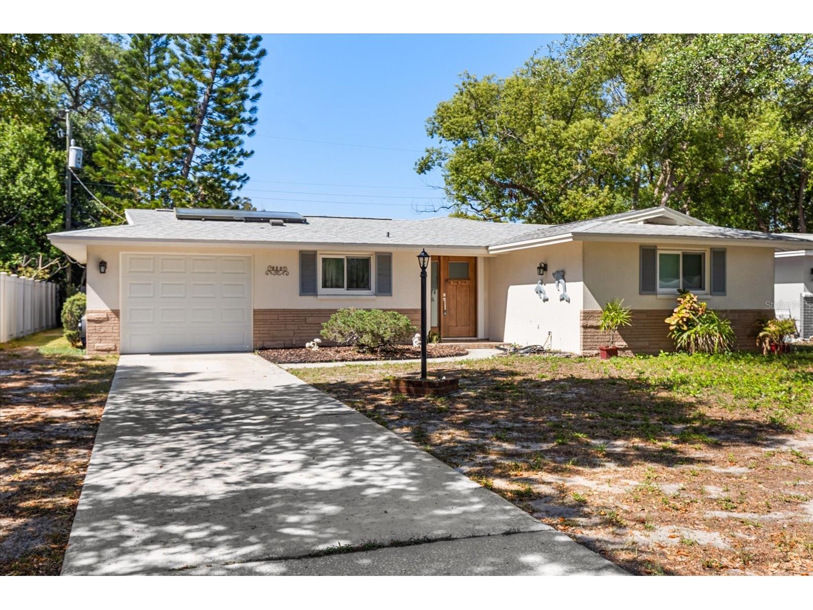 620 Jacaranda Street Dunedin FL 34698 TB8503844 image1