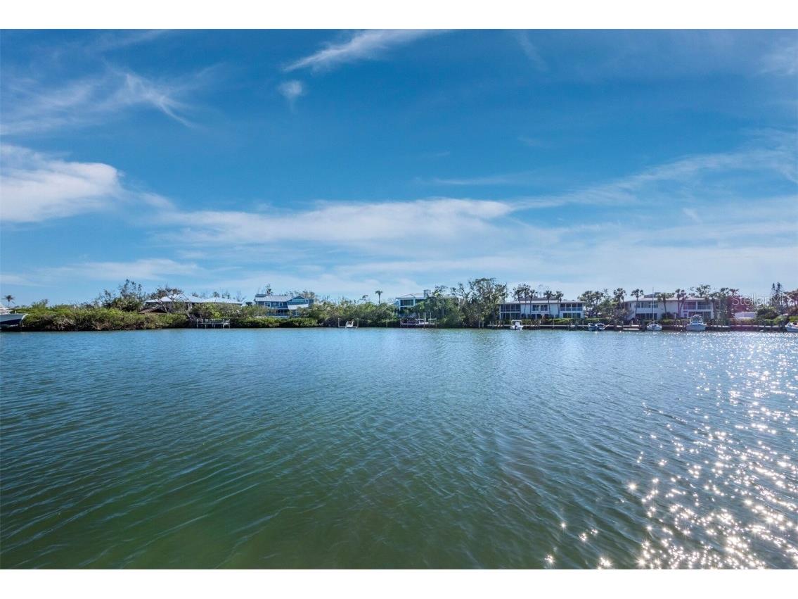 620 Jackson Way Longboat Key FL 34228 - SARASOTA BAY/BISHOPS BAYOU A4640068 image10