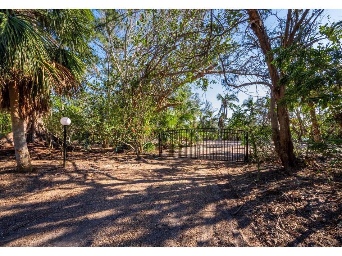 620 Jackson Way Longboat Key FL 34228 - SARASOTA BAY/BISHOPS BAYOU A4640068 image6