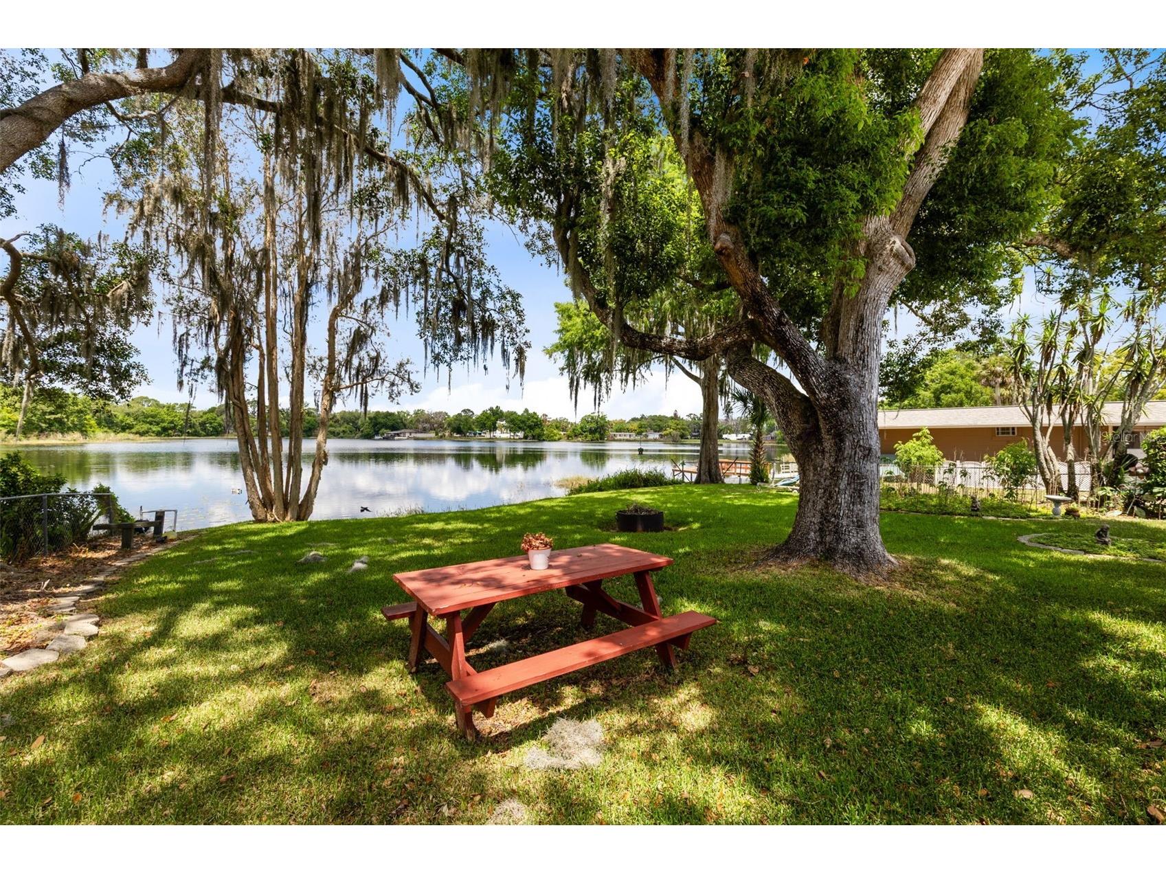 620 Lake Drive Oviedo FL 32766 - LAKE CATHERINE O6401724 image3