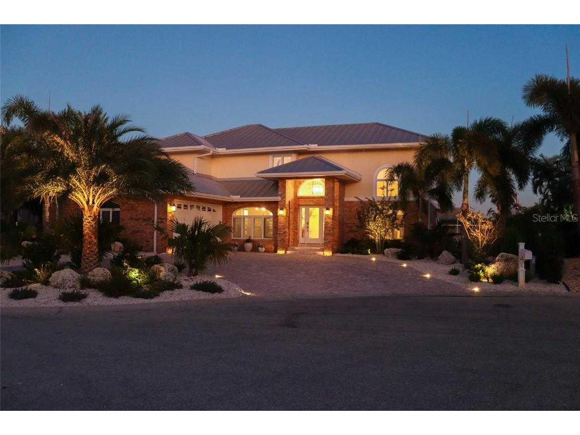 620 North Point Drive Holmes Beach FL 34217 - BIMINI BAY ANNA MARIA SOUND A4670040 image2