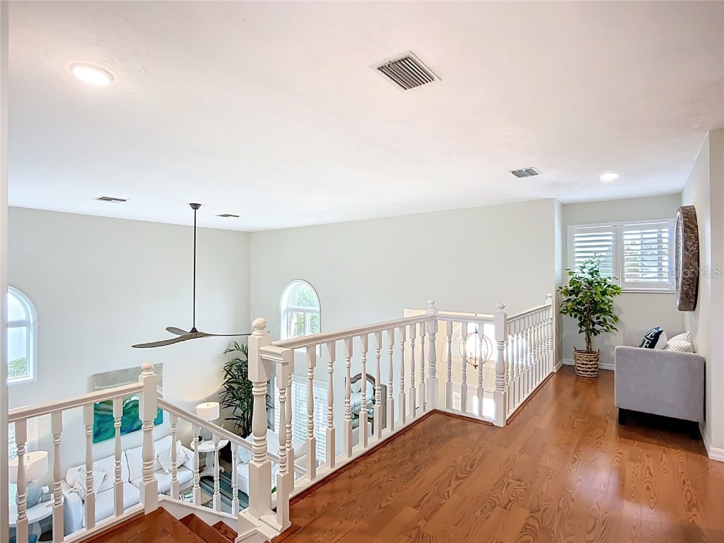 620 North Point Drive Holmes Beach FL 34217 - BIMINI BAY ANNA MARIA SOUND A4670040 image27