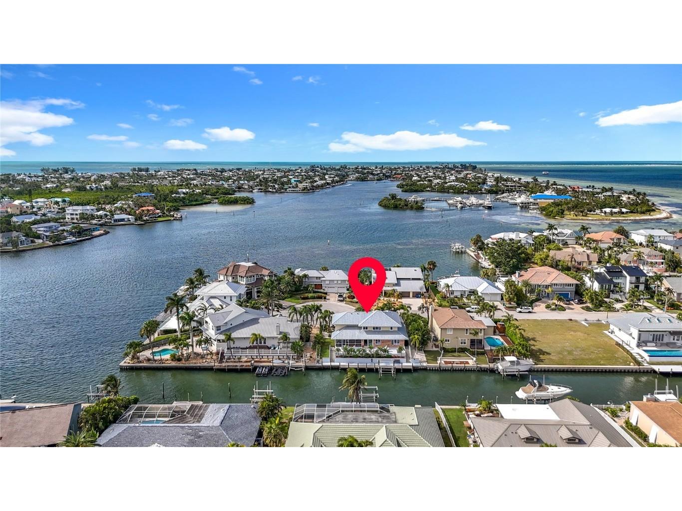 620 North Point Drive Holmes Beach FL 34217 - BIMINI BAY ANNA MARIA SOUND A4670040 image3