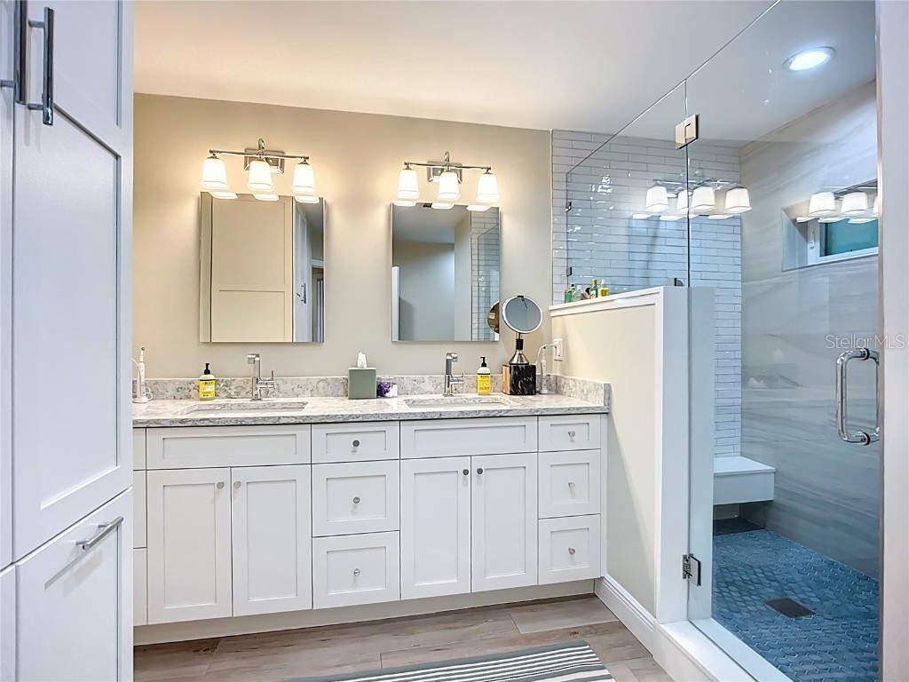 620 North Point Drive Holmes Beach FL 34217 - BIMINI BAY ANNA MARIA SOUND A4670040 image32