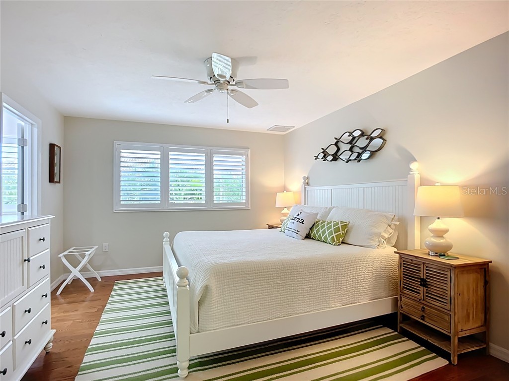 620 North Point Drive Holmes Beach FL 34217 - BIMINI BAY ANNA MARIA SOUND A4670040 image37