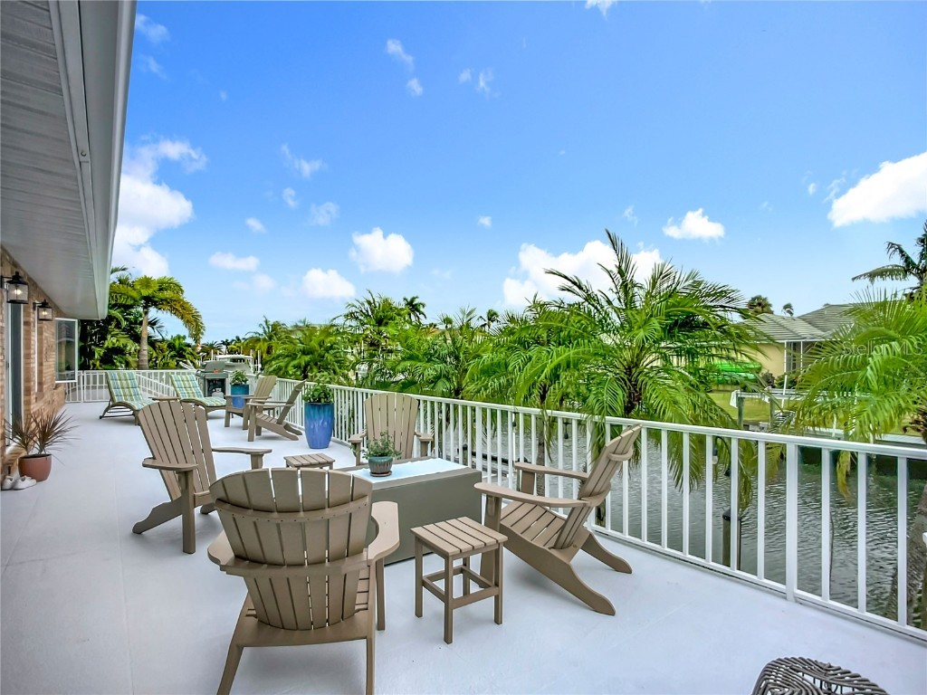 620 North Point Drive Holmes Beach FL 34217 - BIMINI BAY ANNA MARIA SOUND A4670040 image50