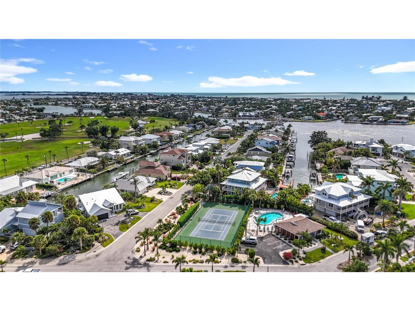 620 North Point Drive Holmes Beach FL 34217 - BIMINI BAY ANNA MARIA SOUND A4670040 image76