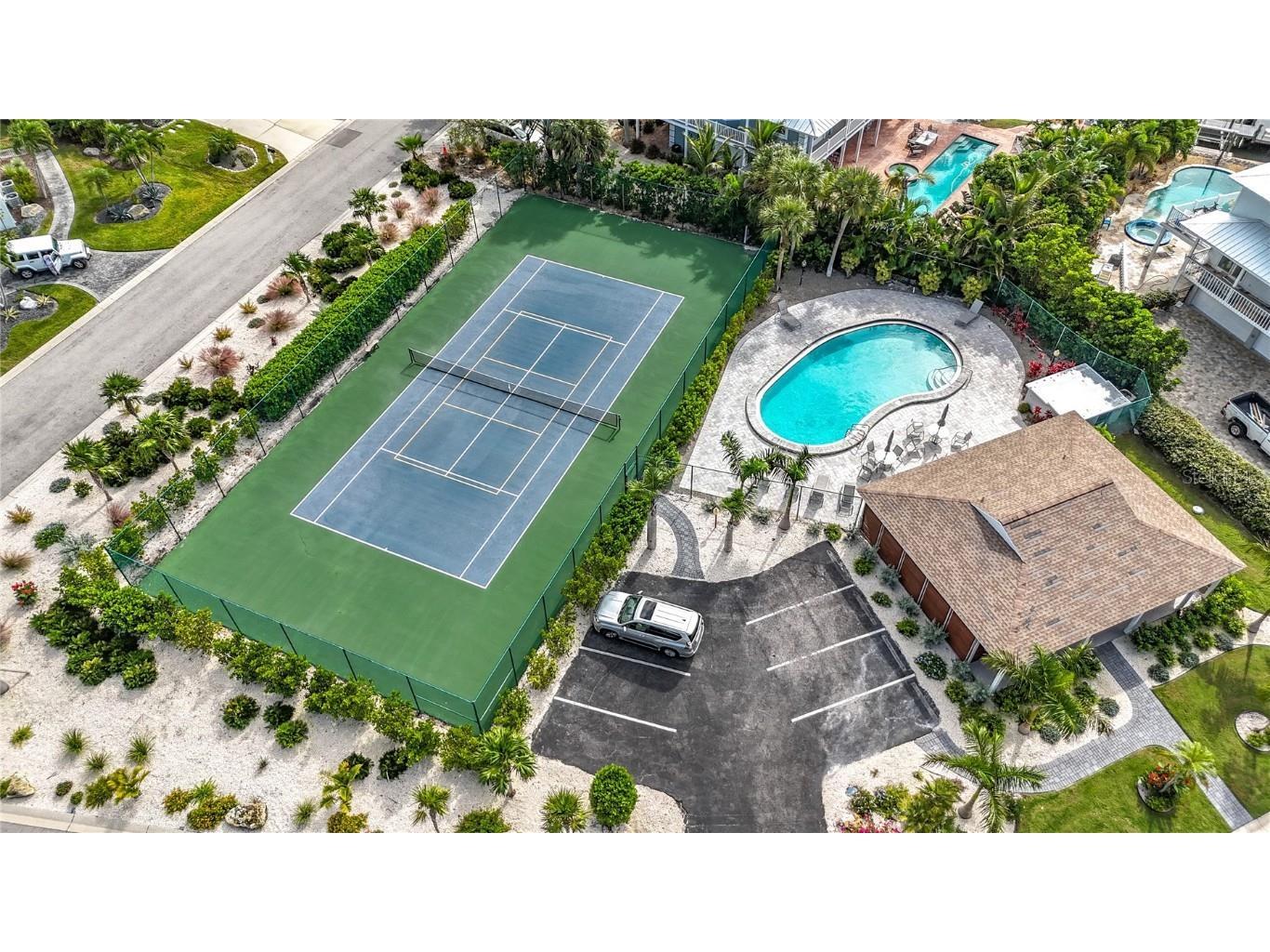 620 North Point Drive Holmes Beach FL 34217 - BIMINI BAY ANNA MARIA SOUND A4670040 image80