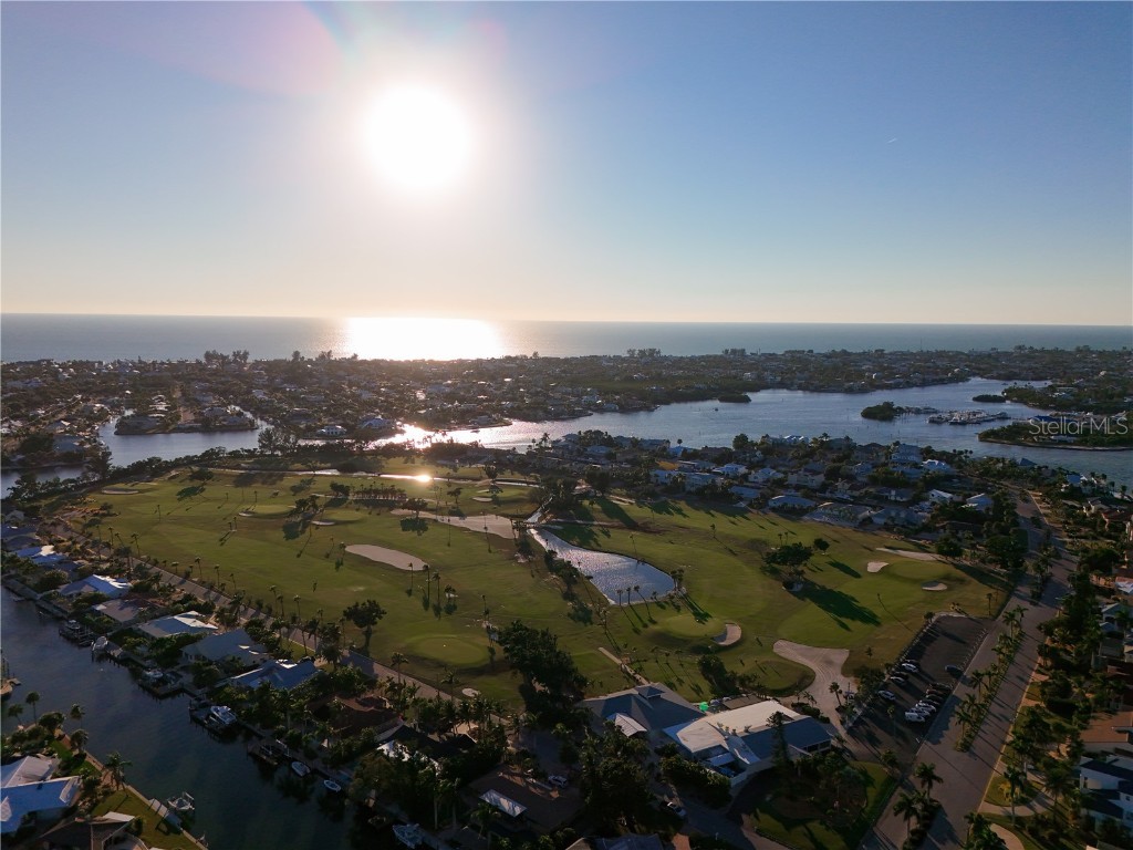 620 North Point Drive Holmes Beach FL 34217 - BIMINI BAY ANNA MARIA SOUND A4670040 image84