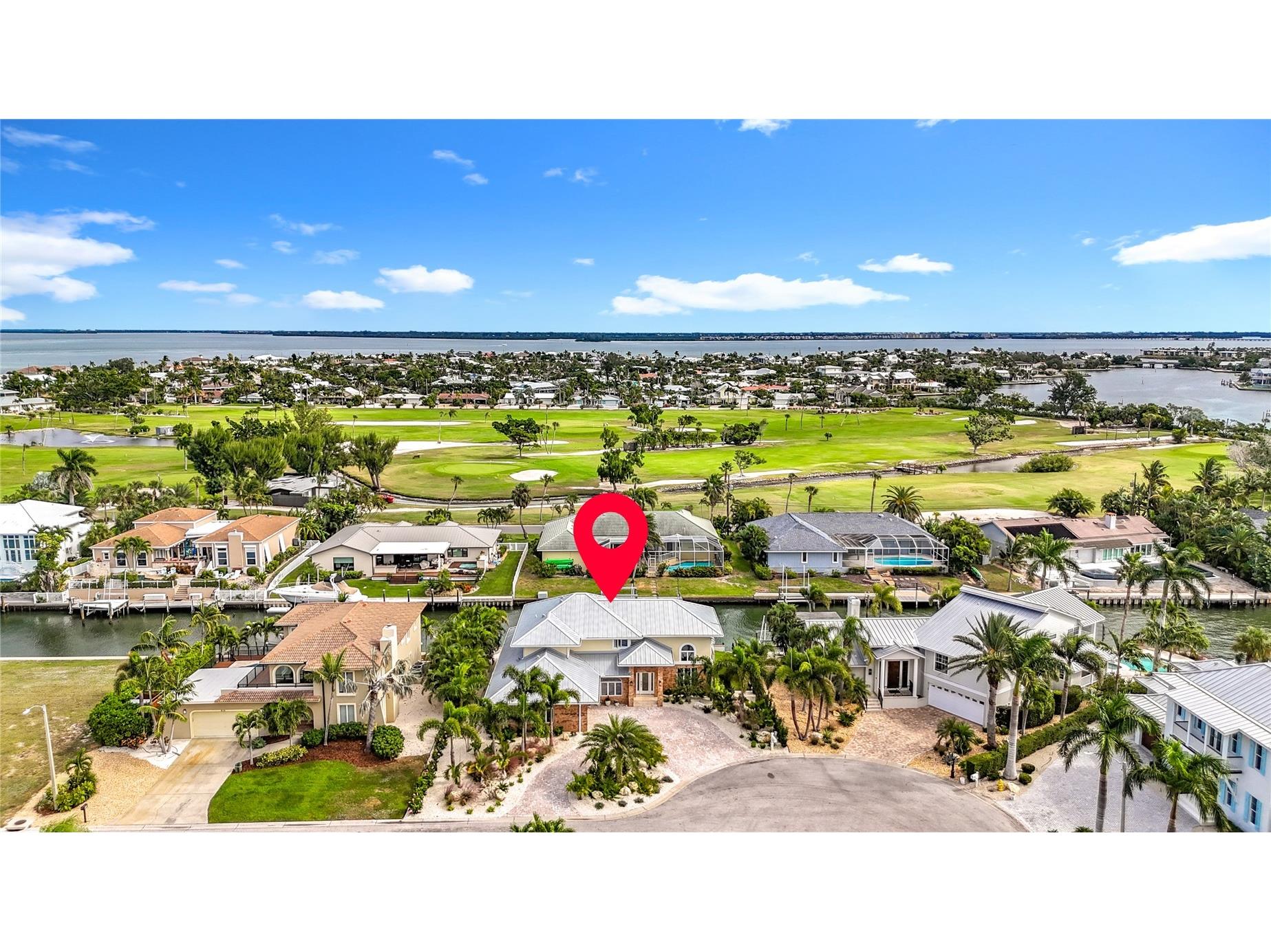 620 North Point Drive Holmes Beach FL 34217 - BIMINI BAY ANNA MARIA SOUND A4697794 image1