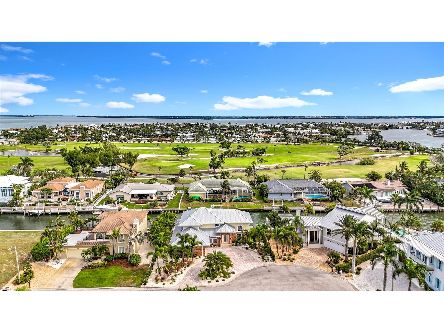 620 North Point Drive Holmes Beach FL 34217 - BIMINI BAY ANNA MARIA SOUND A4697794 image10