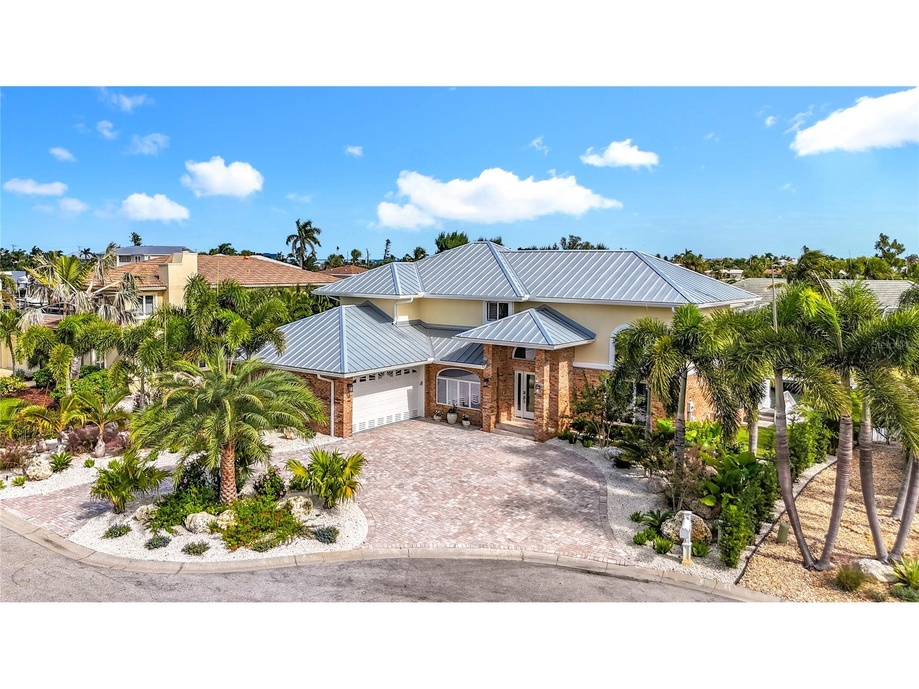 620 North Point Drive Holmes Beach FL 34217 - BIMINI BAY ANNA MARIA SOUND A4697794 image2