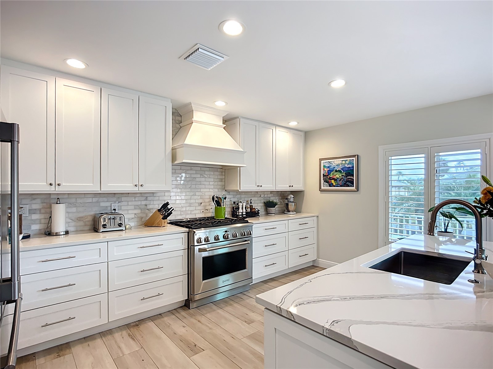 620 North Point Drive Holmes Beach FL 34217 - BIMINI BAY ANNA MARIA SOUND A4697794 image23