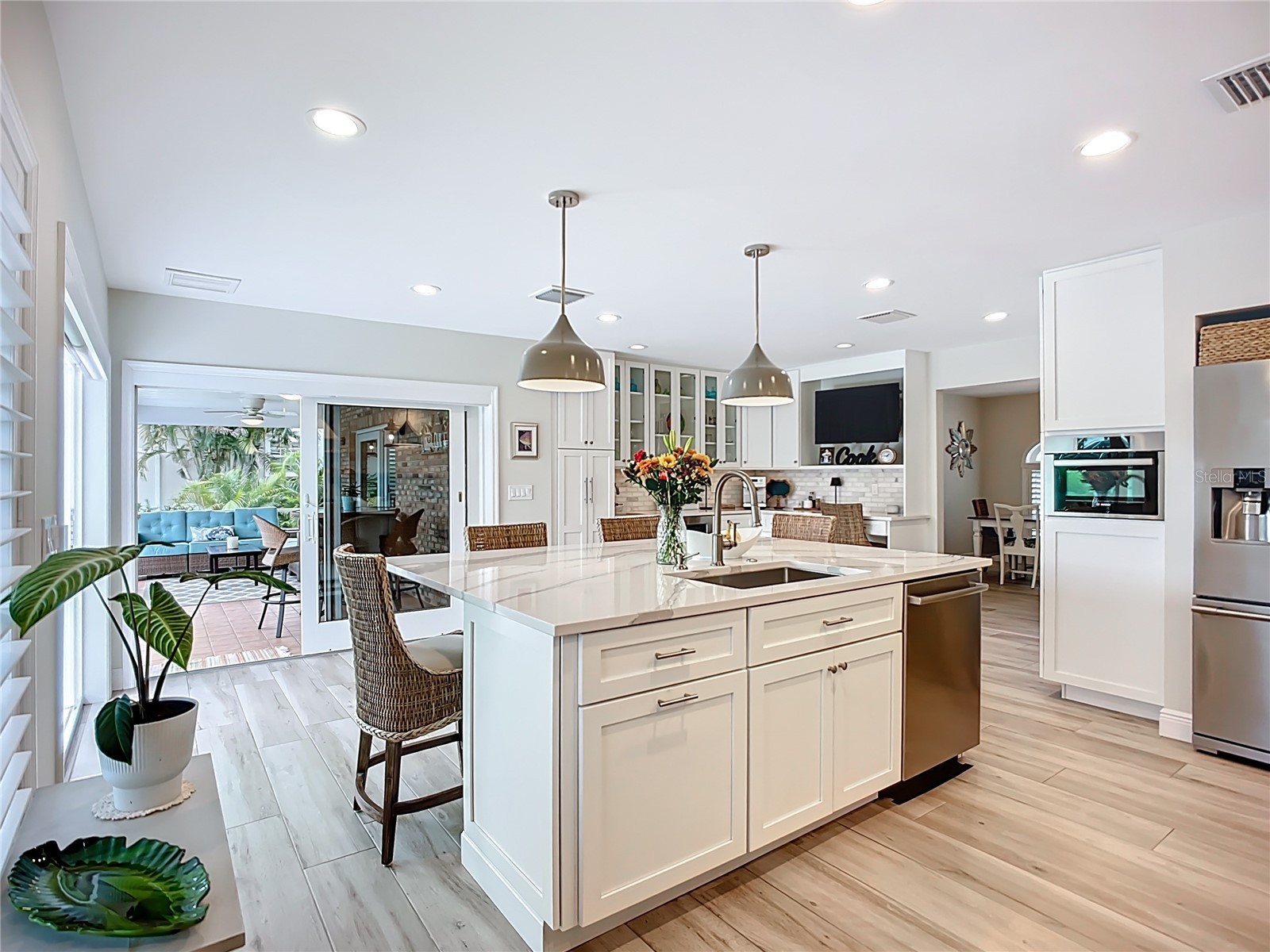 620 North Point Drive Holmes Beach FL 34217 - BIMINI BAY ANNA MARIA SOUND A4697794 image25