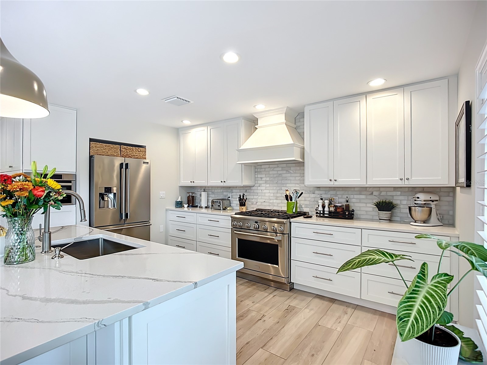 620 North Point Drive Holmes Beach FL 34217 - BIMINI BAY ANNA MARIA SOUND A4697794 image27