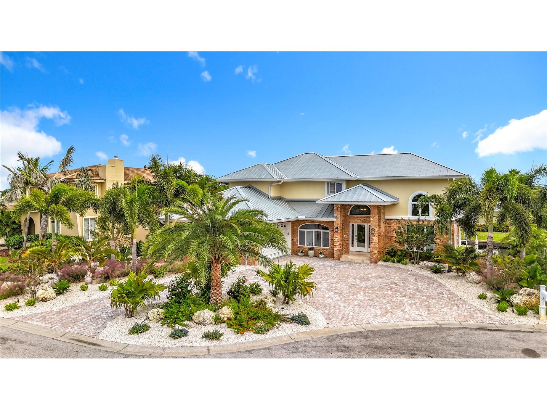 620 North Point Drive Holmes Beach FL 34217 - BIMINI BAY ANNA MARIA SOUND A4697794 image5