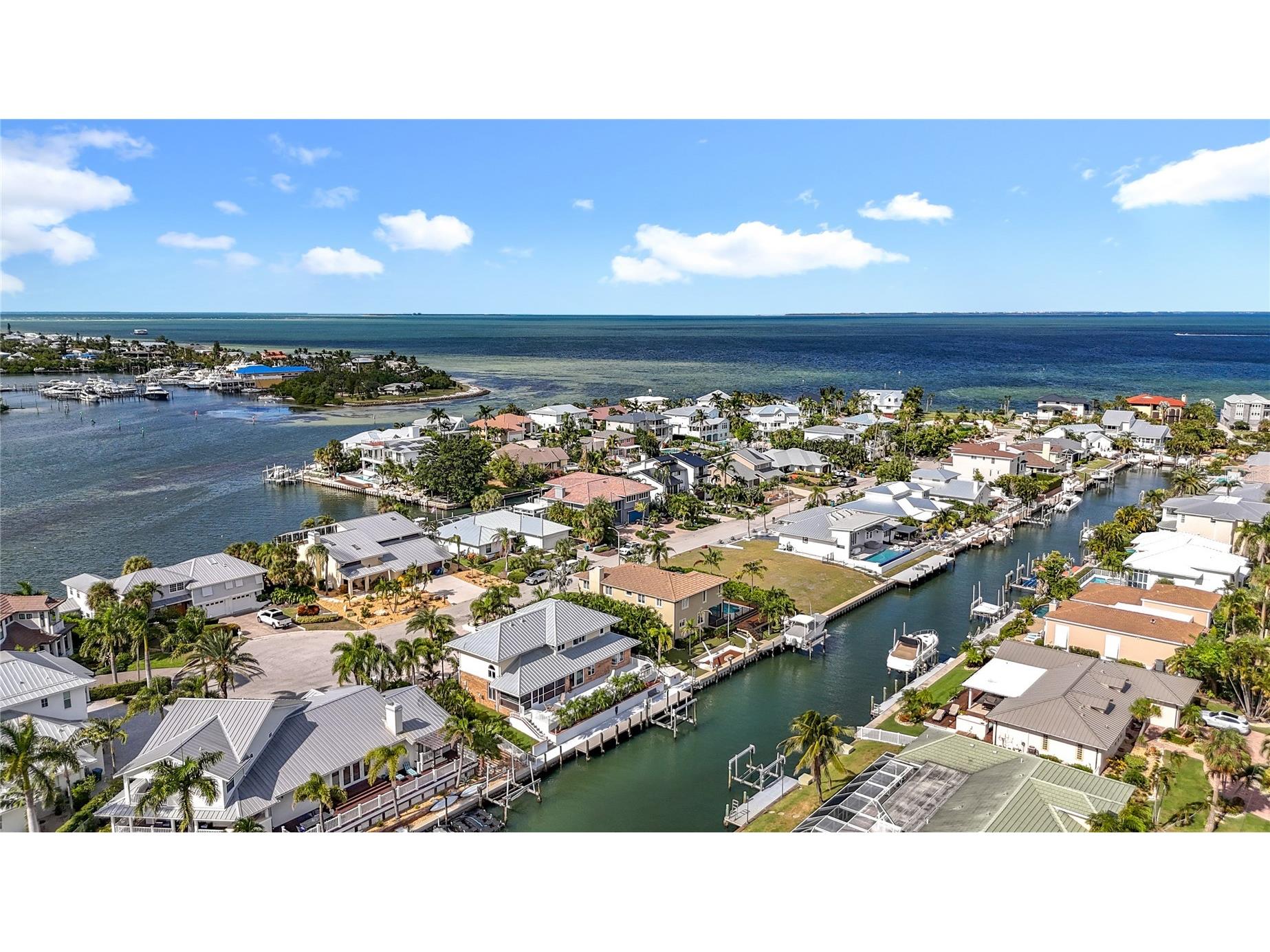 620 North Point Drive Holmes Beach FL 34217 - BIMINI BAY ANNA MARIA SOUND A4697794 image75