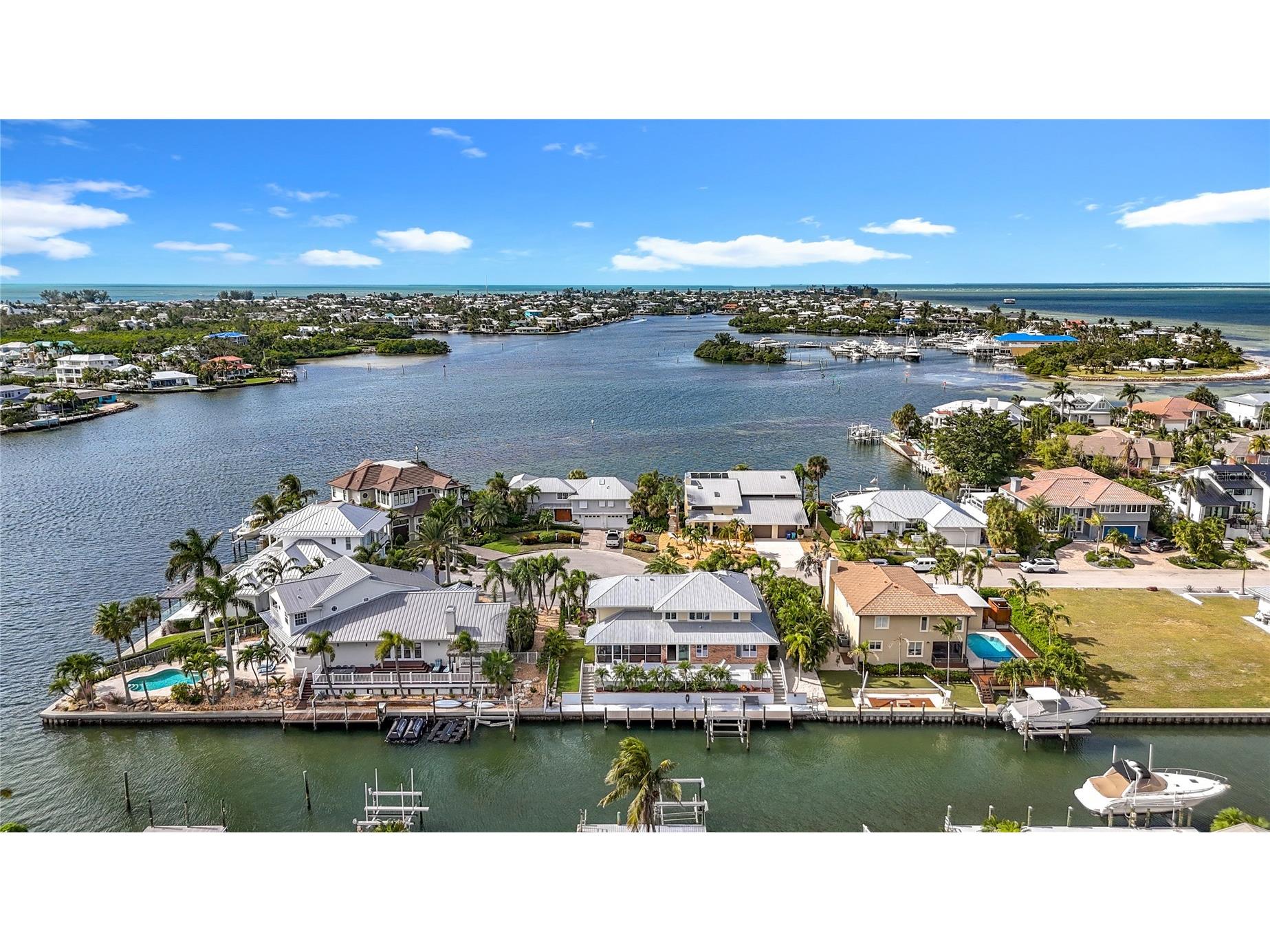 620 North Point Drive Holmes Beach FL 34217 - BIMINI BAY ANNA MARIA SOUND A4697794 image77