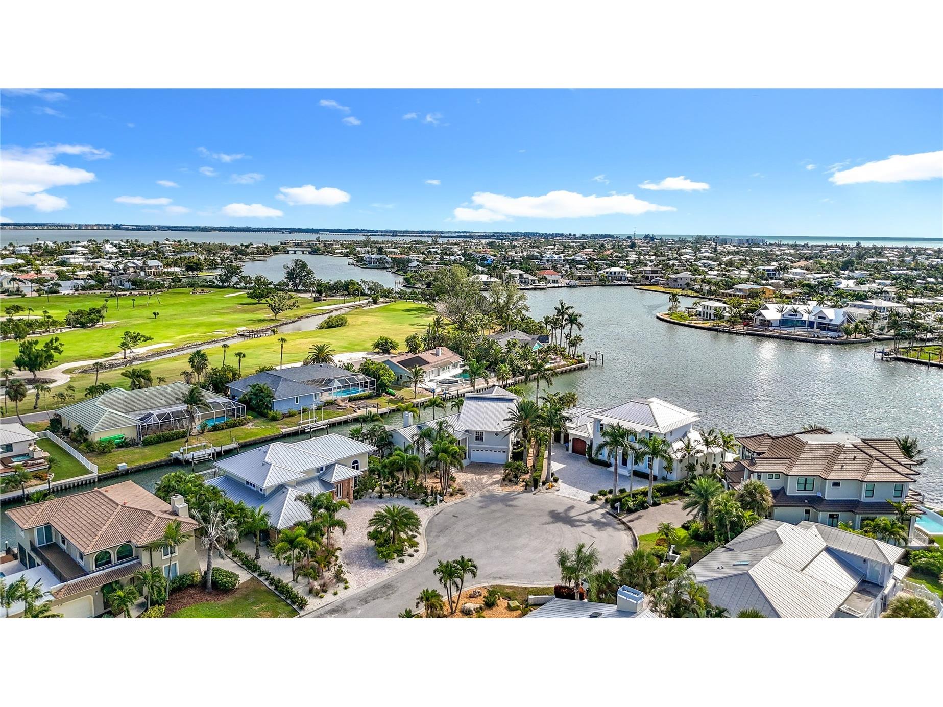620 North Point Drive Holmes Beach FL 34217 - BIMINI BAY ANNA MARIA SOUND A4697794 image9