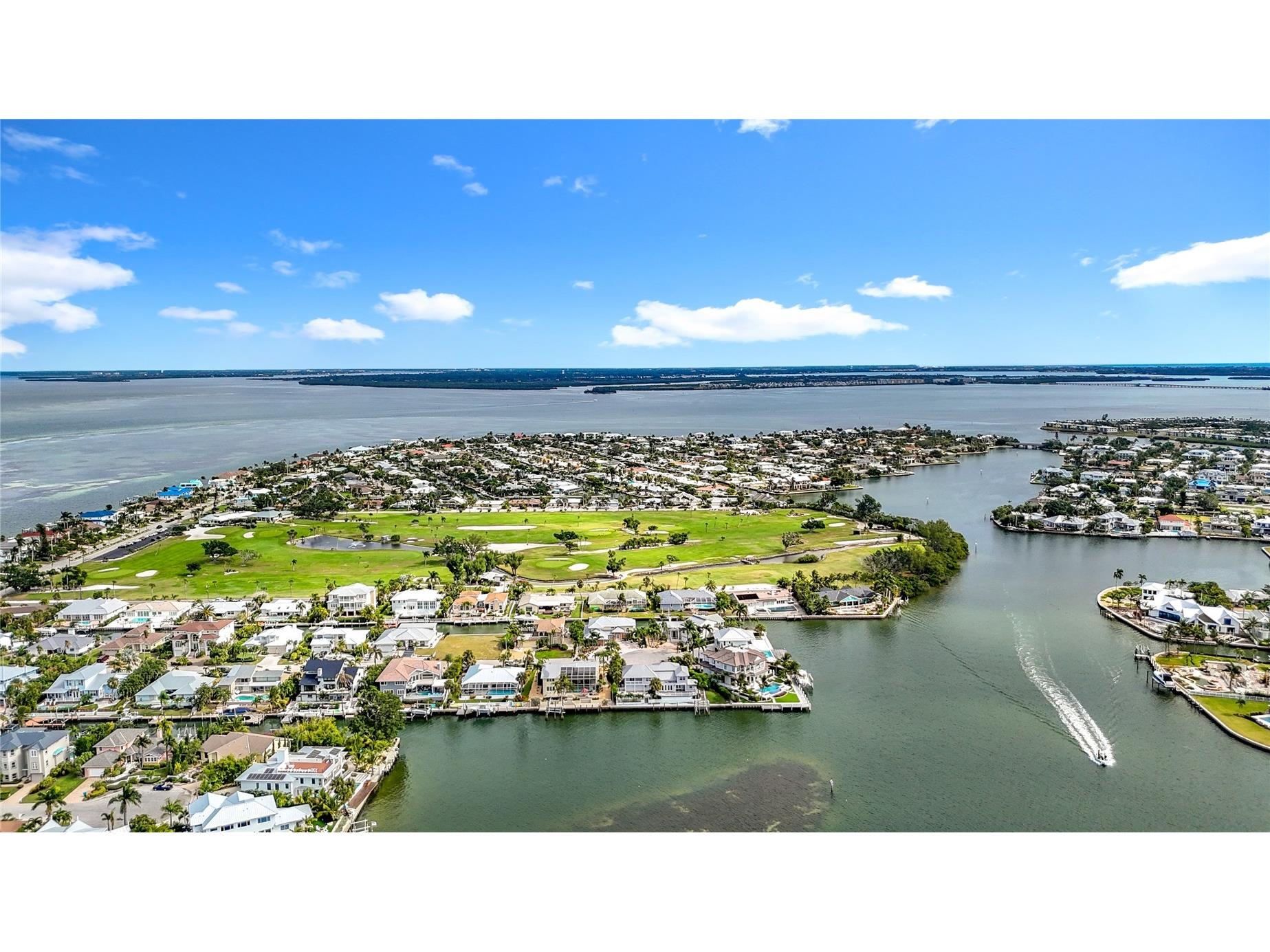 620 North Point Drive Holmes Beach FL 34217 - BIMINI BAY ANNA MARIA SOUND A4697794 image92