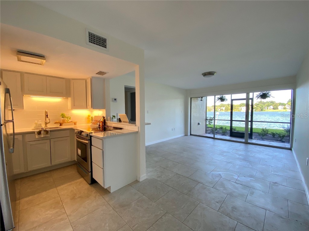 620 Orange Drive #226 Altamonte Springs FL 32701 - LAKE ORIENTA O6118330 image1