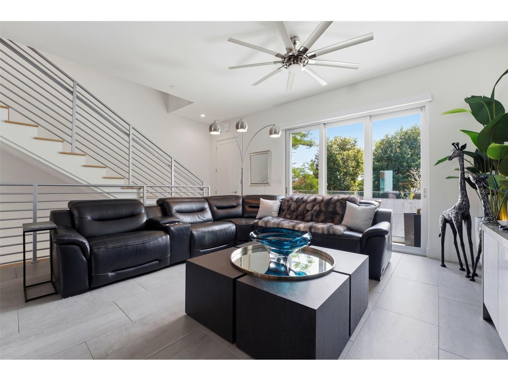 620 Rawls Avenue Sarasota FL 34236 A4686636 image11