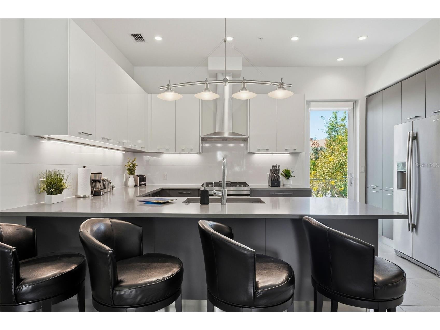 620 Rawls Avenue Sarasota FL 34236 A4686636 image16