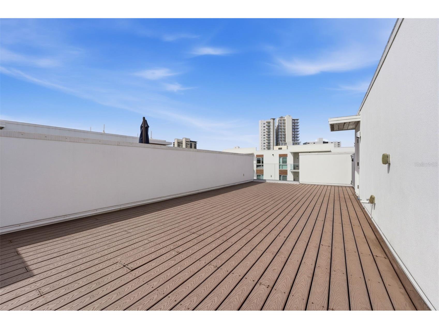 620 Rawls Avenue Sarasota FL 34236 A4686636 image37