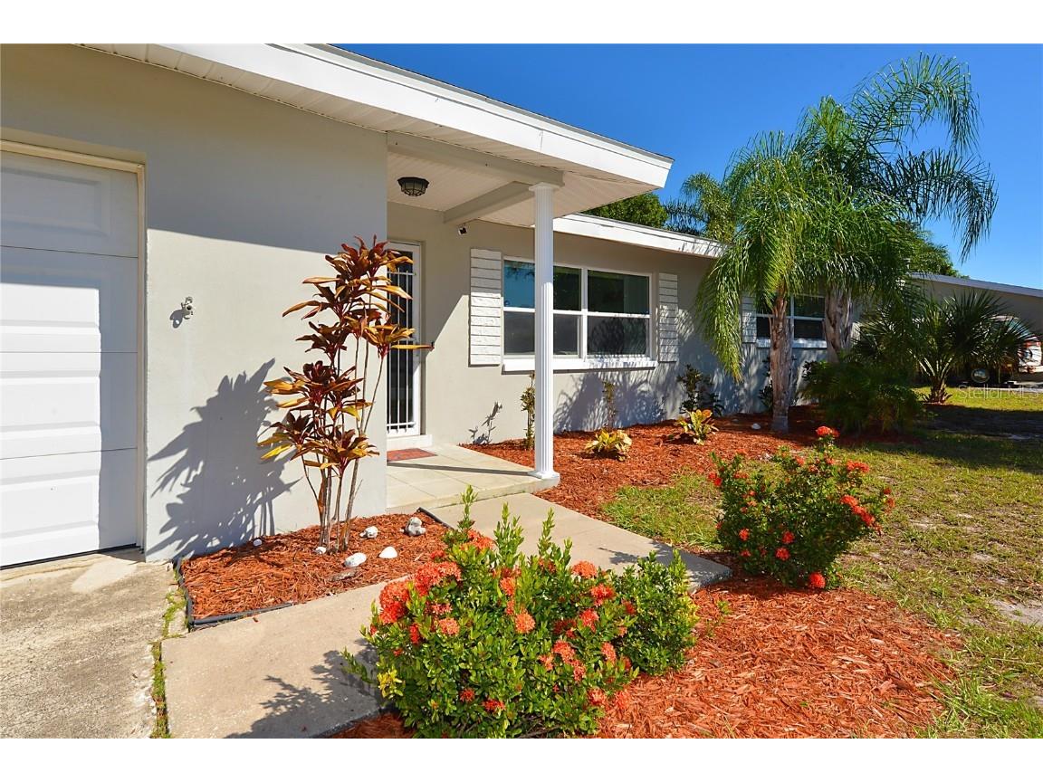 620 Richmond Street Dunedin FL 34698 U8217190 image1