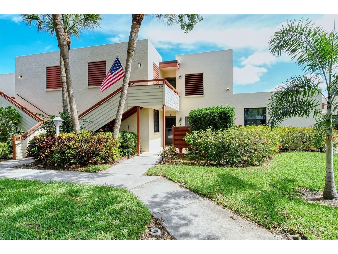 620 Spring Lakes Boulevard Bradenton FL 34210 A4566154 image1