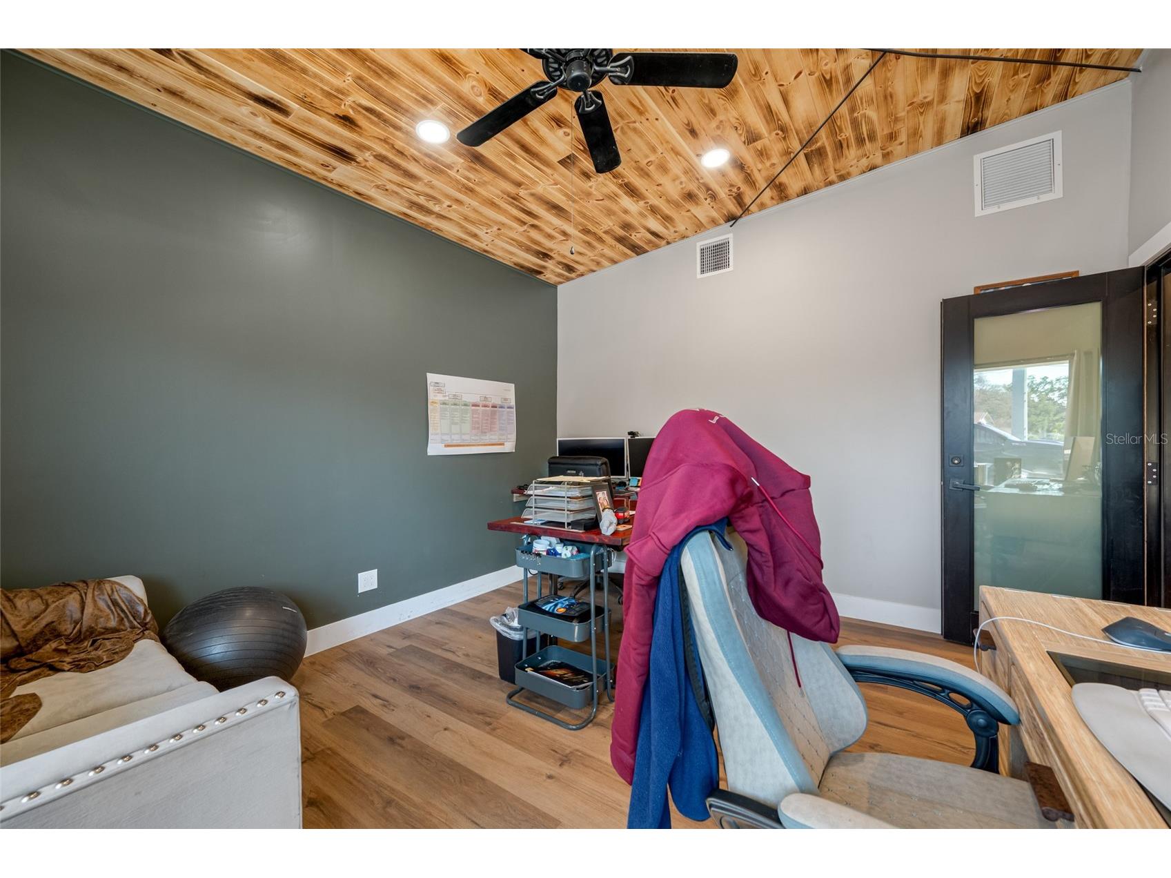 620 Union Street Dunedin FL 34698 TB8477471 image14