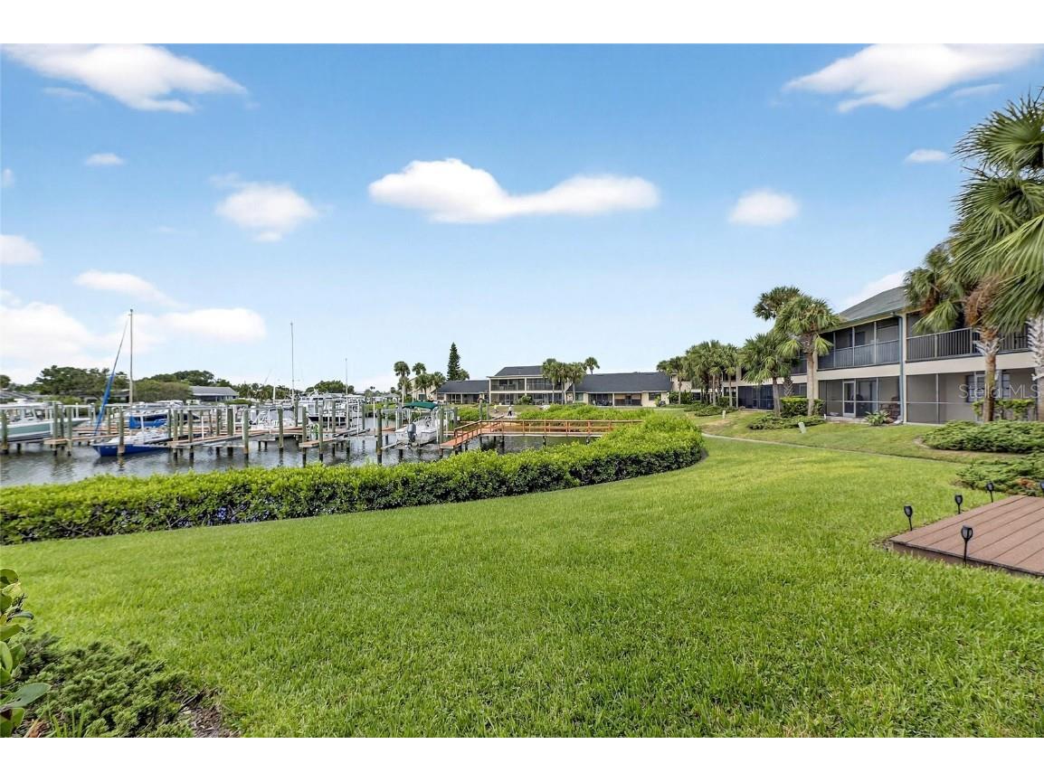 620 Yardarm Drive #10 Apollo Beach FL 33572 TB8434260 image32