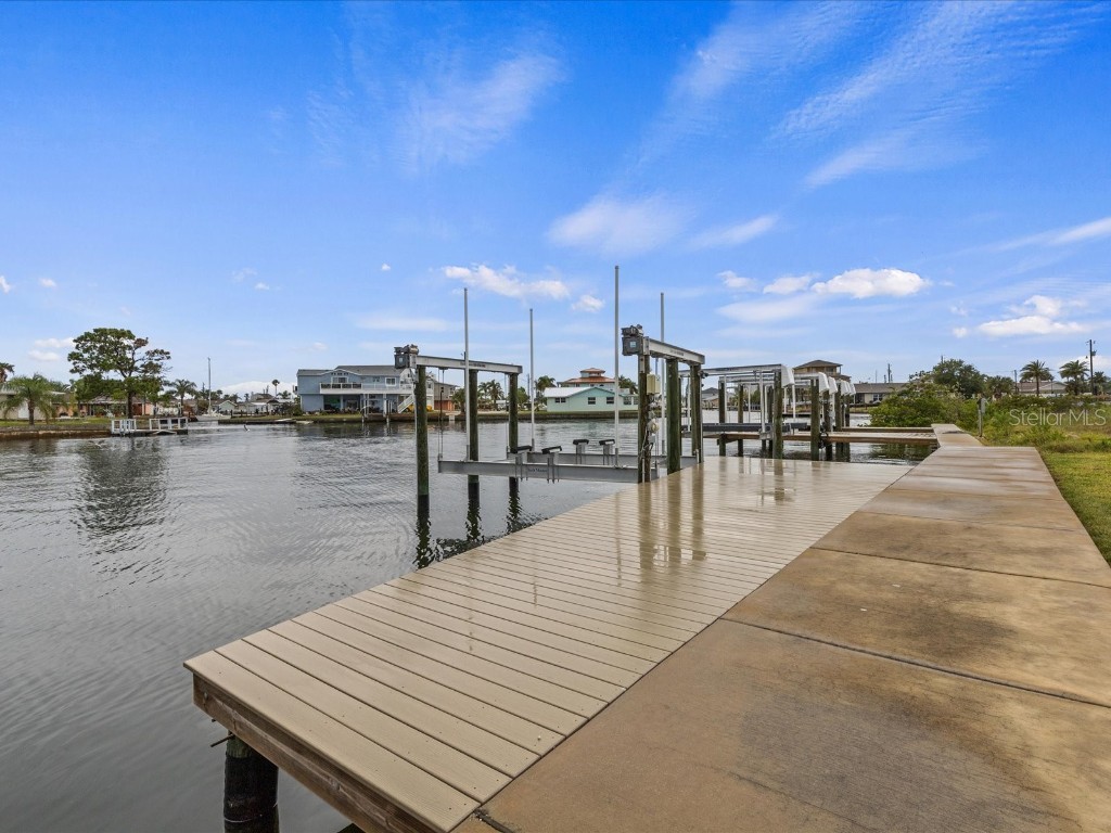 6200 Lonnie Lee Lane Hudson FL 34667 - GULF VIEWS AND DIRECT ACCESS W7870967 image6